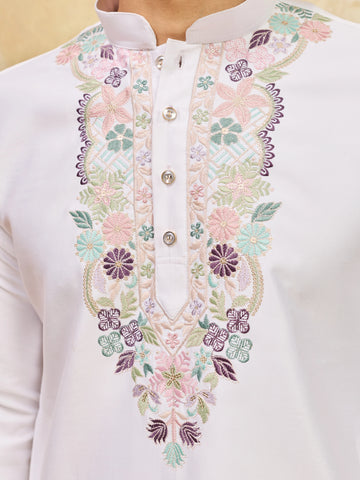 Classic White Thread Work Kurta And Pant Set For Festive Wear