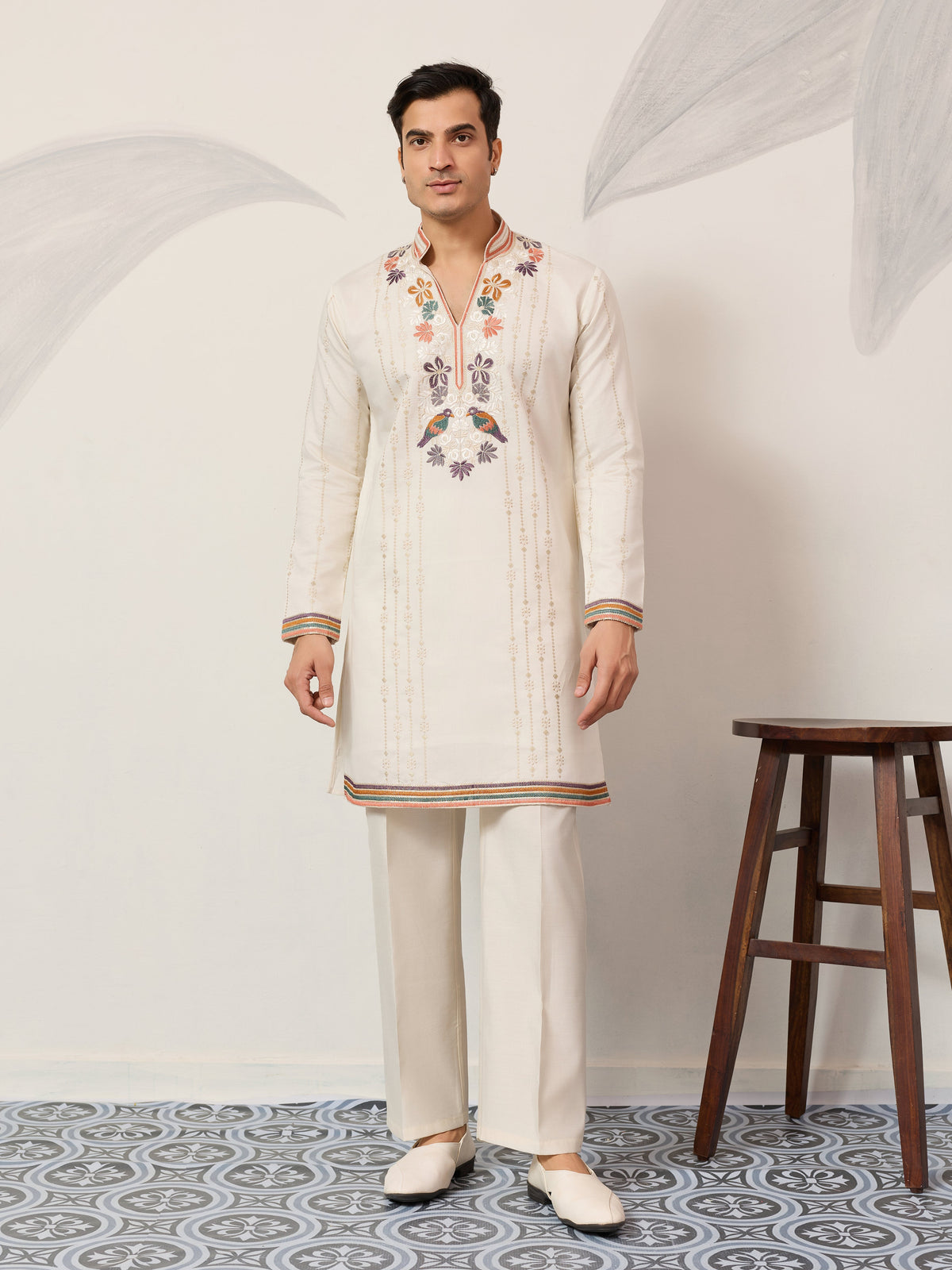 Luxury White V Neck Kurta Pant for Festive Wear